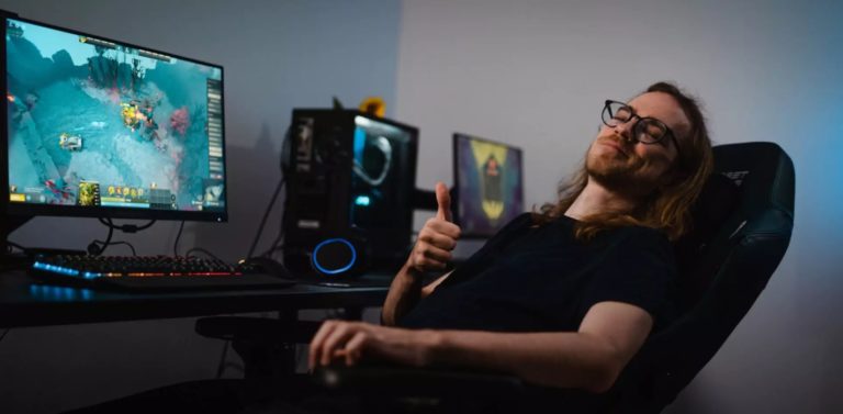 OG byder Misha velkommen som chef for Dota 2 -træner for The International 10