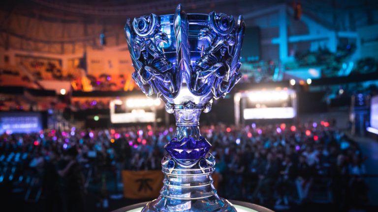DJ Esports League of Legends Worlds 2021 forudsigelser