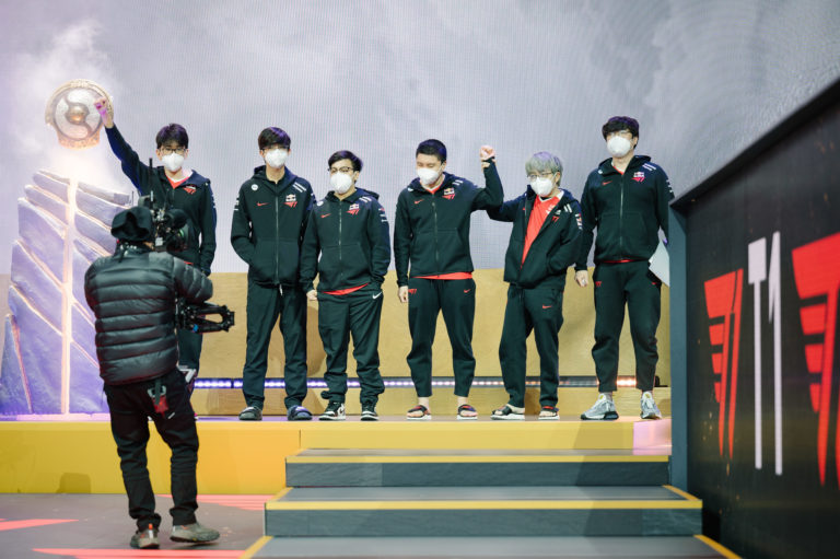 T1 genunderskriver hele sin Dota 2-liste