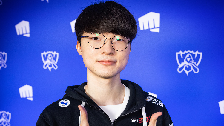 'Jeg er tilbage': League of Legends GOAT Faker gensigner med LCK's T1