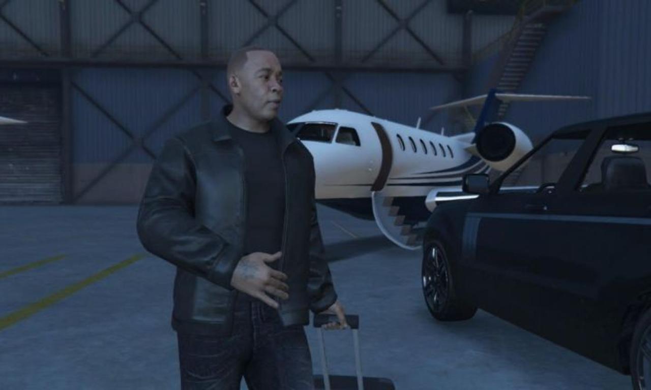 Snoop Dogg hævder, at Dr. Dre arbejder på musik til 'Grand Theft Auto'