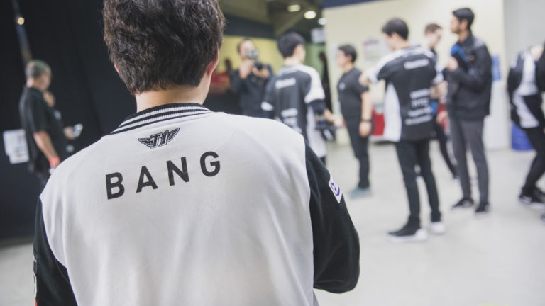 Bang trækker sig fra professionelle League of Legends