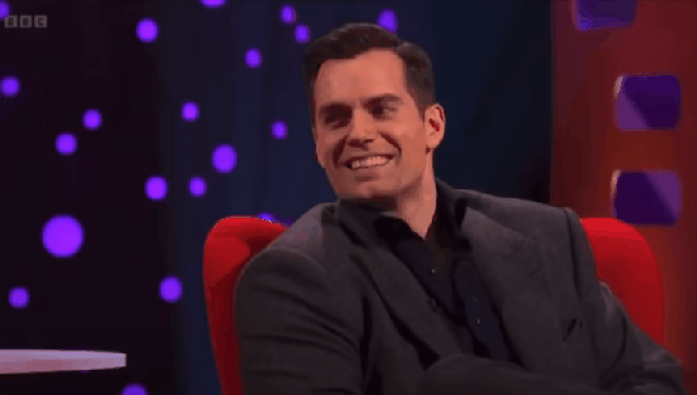 Henry Cavill retter forsigtigt tv-vært: Det er Warhammer, ikke Warcraft