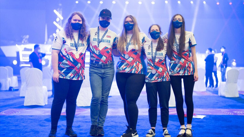Storbritannien Dota 2 Kvindehold Lock Up Silver ved Inaugural Global Esports Games 2021