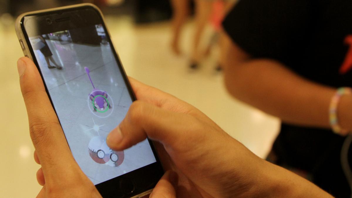 Politifolk i Los Angeles fyret for at fange Pokémon Go-figurer i stedet for røvere efter at have ignoreret et opkald om hjælp