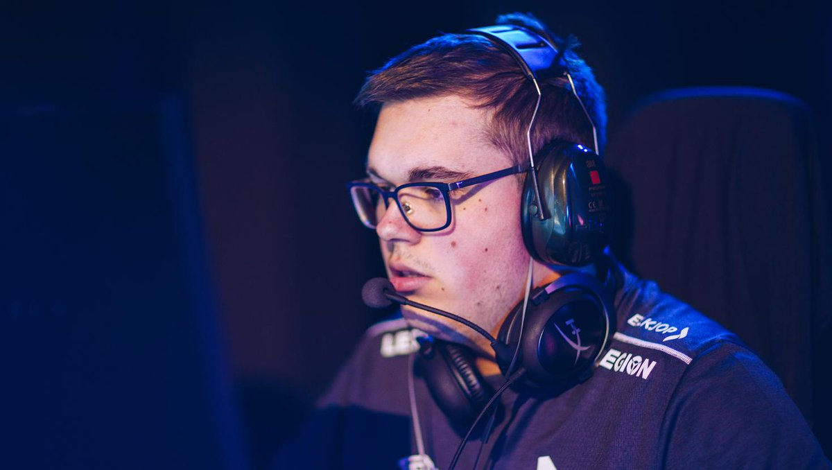 CSGO pro claims he was DDoSed during an official match