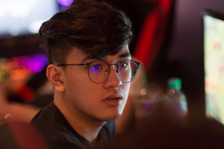 Gabbi står for T1's Dota 2-liste til DPC SEA Winter Regional-finalen, da 23savage udlånes