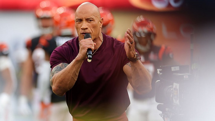 The Rocks intro er på YouTube som 'The Guy From Fortnite'