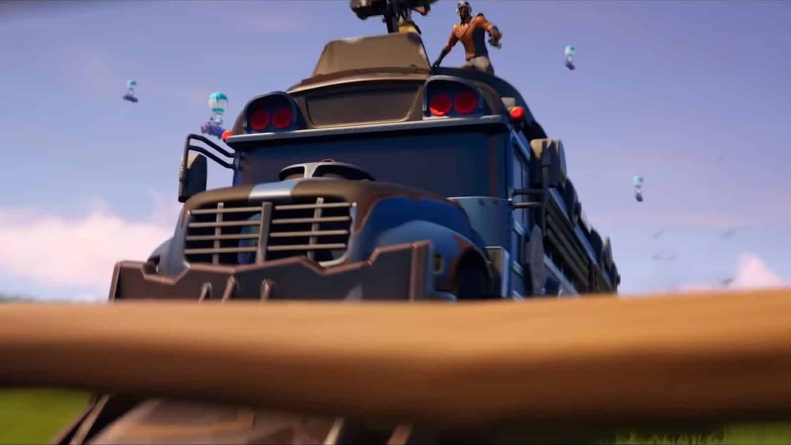 Pansret kampbus Fortnite-finansiering