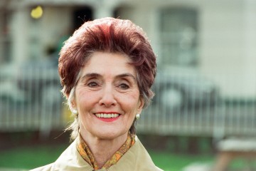 June Brown død i en alder af 95 - EastEnders-legenden Dot Cotton dør