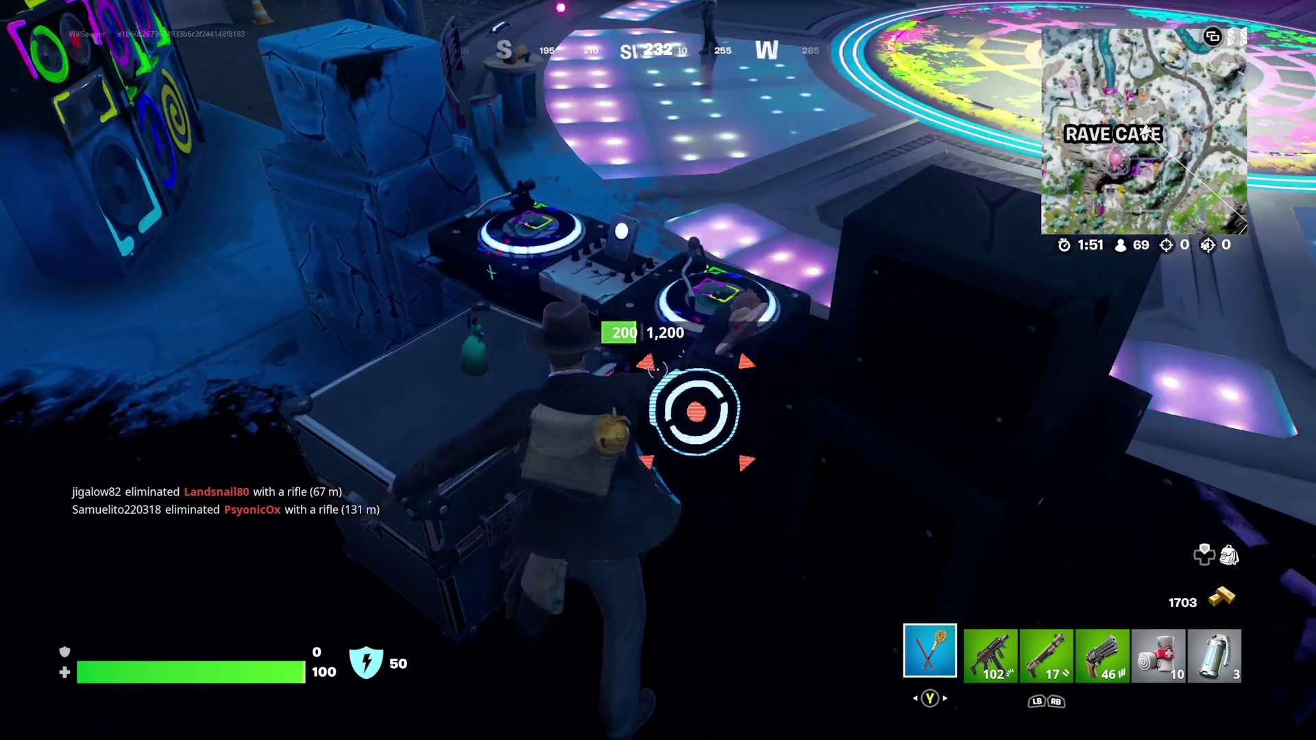 Fortnite rave-hulestop-musikudfordring ødelægger DJ-dæk med hakke