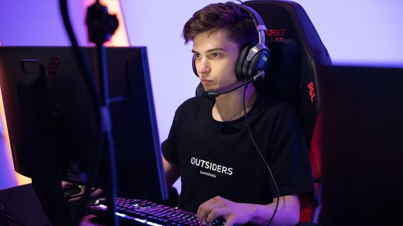 VP Outsiders Dota 2