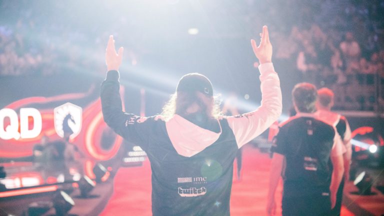 Nej, MATUMBAMAN døde ikke - hans Dota 2-karriere sluttede lige efter TI11