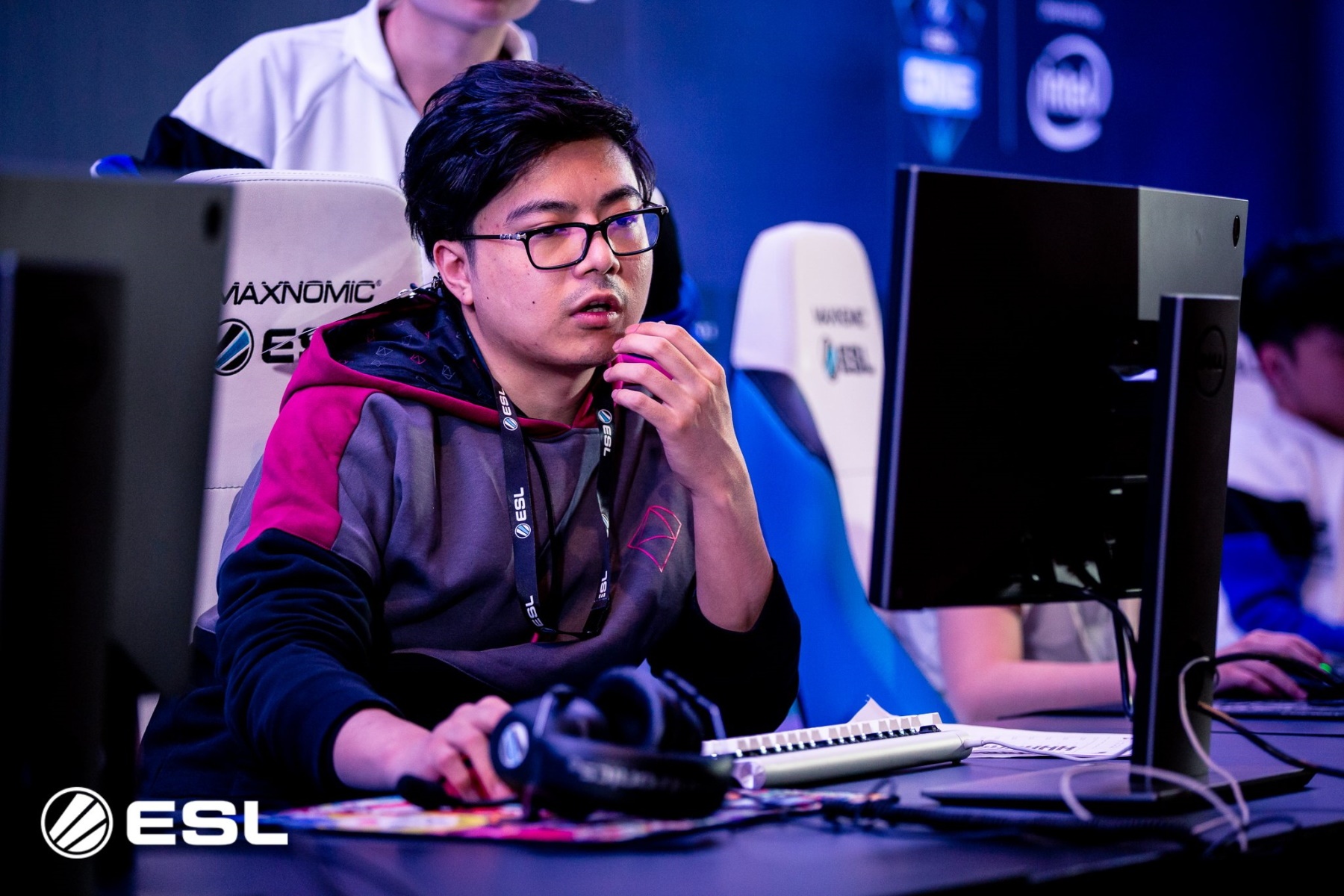 BurNIng vender tilbage til pro Dota 2 for at konkurrere i Kina DPC