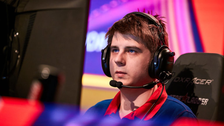 Virtus.pro styrker Dota 2-liste med tidligere legende, ung