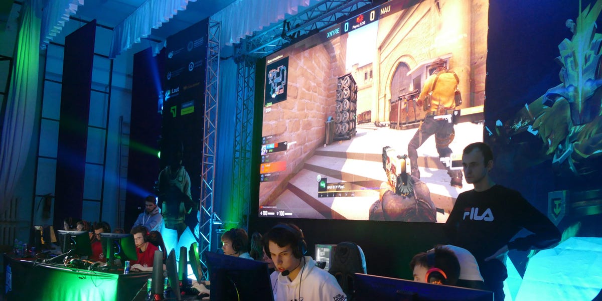 Et virtuelt skin, kniv fra 'Counter-Strike' solgt for over $500.000