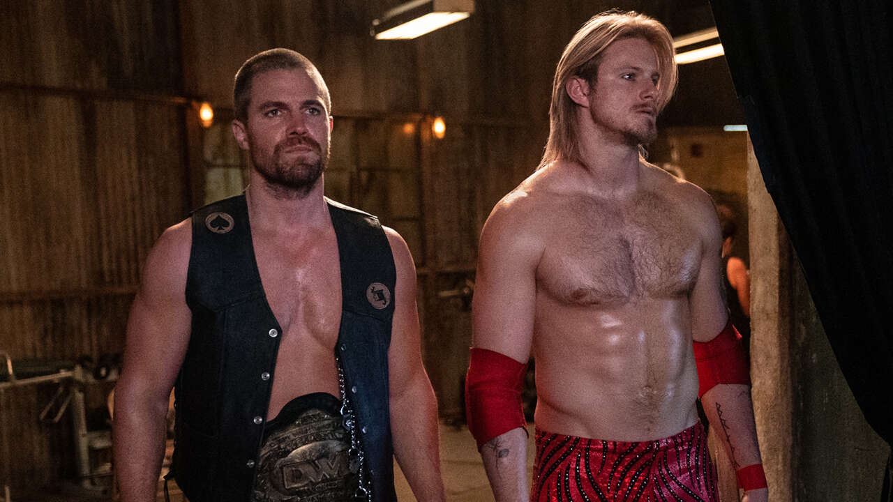 Stephen Amell afviser SAG-AFTRA-strejke som "frustrerende"