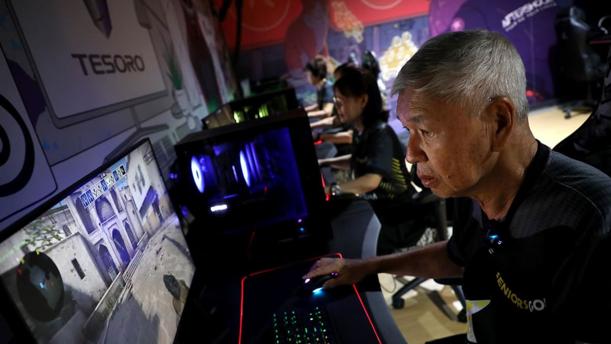 Levelling up in retirement: Seniors find joy playing CS: GO after 14-week e-sports course