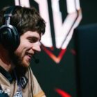 Dota 2 proffer kan ikke spille rangeret efter at have mistet smurf-privilegierne Dota 2 player Seleri smiling at a Dota 2 event while participating with Gaimin Gladiators.