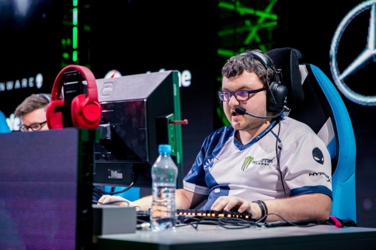 MinD_ControL is hoping for “something new” in his Dota 2 career after leaving Nigma