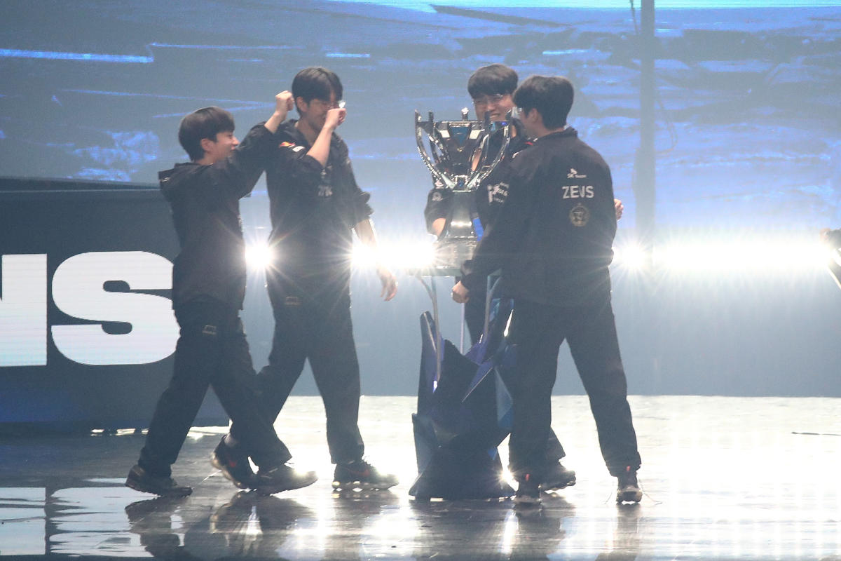 Singaporean gamers follow FIFA, Call of Duty, League of Legends esports more than Dota 2, VALORANT, and MLBB