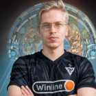 Topson in front of the TI12 Aegis of Champions design.