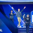 OG's Ari: "Erfaring fra ESL One Birmingham og sjove fejl hos Greggs" British Dota 2 player Ari walks out on stage at ESL One Birmingham, followed by teammate Ceb.