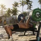 GTA 6 Multiplayer: Tips fra Rockstar på en community-platform, der deler fans. Picture of an NPC in GTA bench pressing on a beach